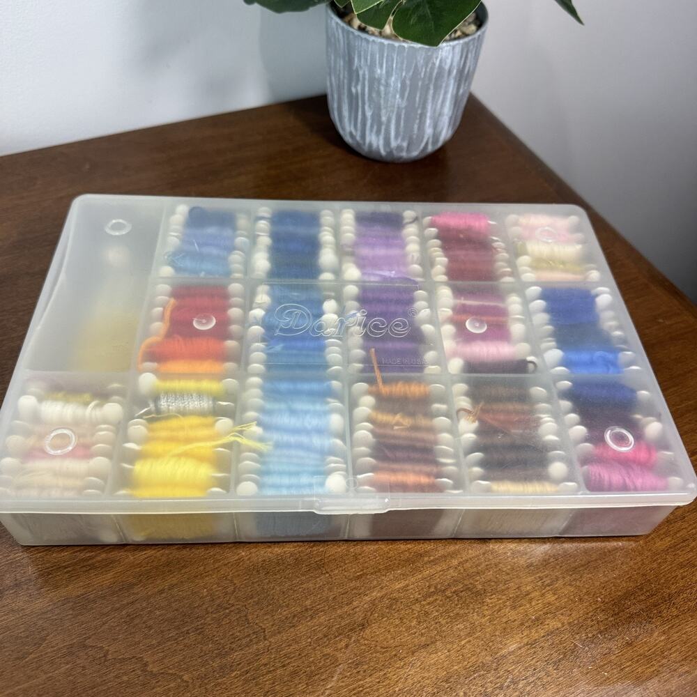 Darice Embroidery Floss & Metallic Thread Organizer Box Skeins Assorted